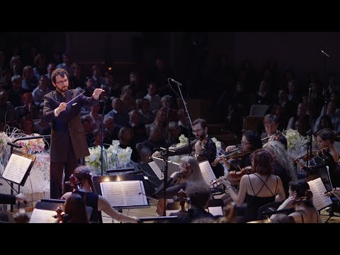 Dvořák: The Symphony No. 9 &quot;From the New World&quot; (Stunning Performance - Standing Ovations)